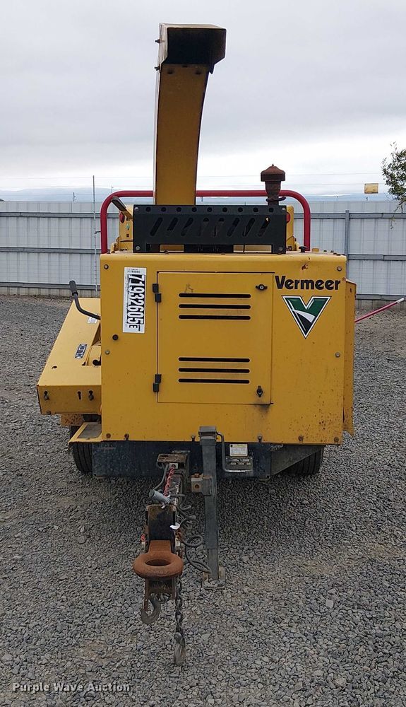 image for item YA1109 2017 Vermeer BC1000XL wood chipper