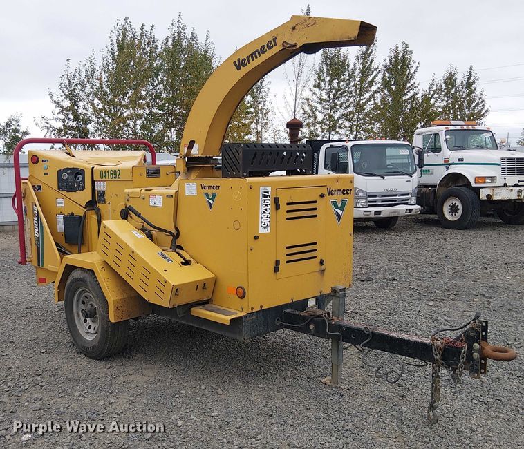 image for item YA1109 2017 Vermeer BC1000XL wood chipper
