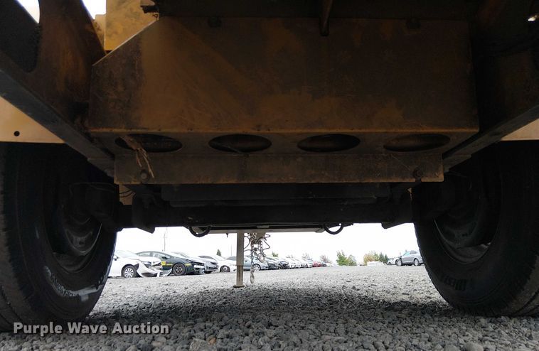 image for item YA1109 2017 Vermeer BC1000XL wood chipper