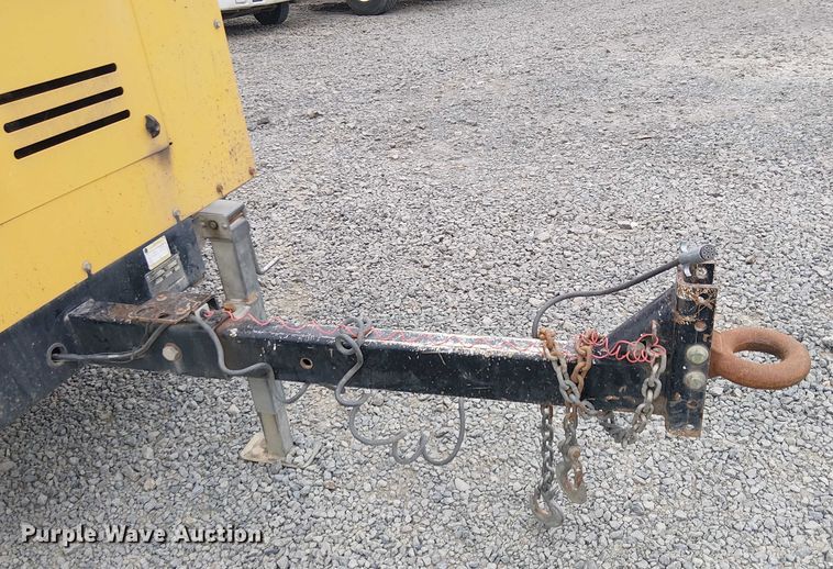 image for item YA1109 2017 Vermeer BC1000XL wood chipper