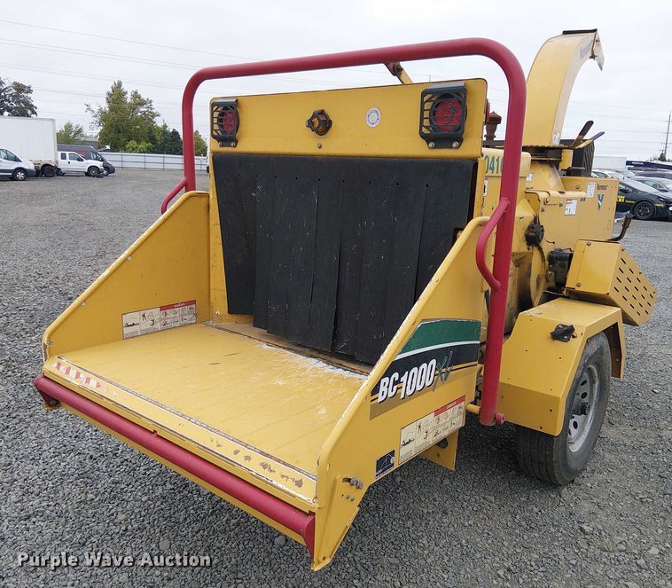 image for item YA1109 2017 Vermeer BC1000XL wood chipper