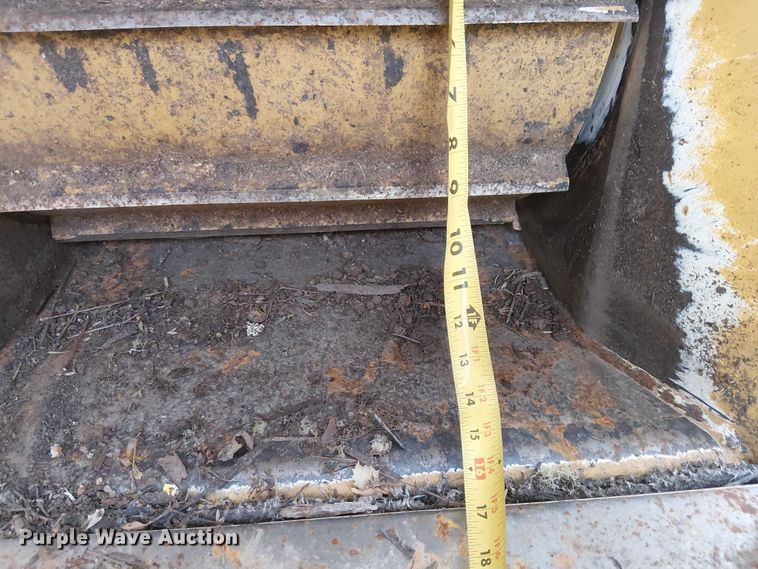 image for item YA1109 2017 Vermeer BC1000XL wood chipper