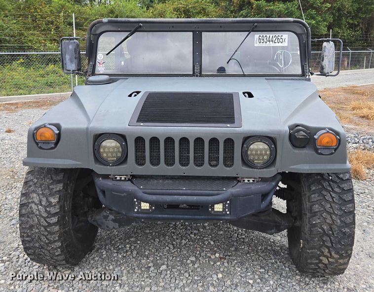 image for item YA1148 1986 AM General M998 Humvee SUV