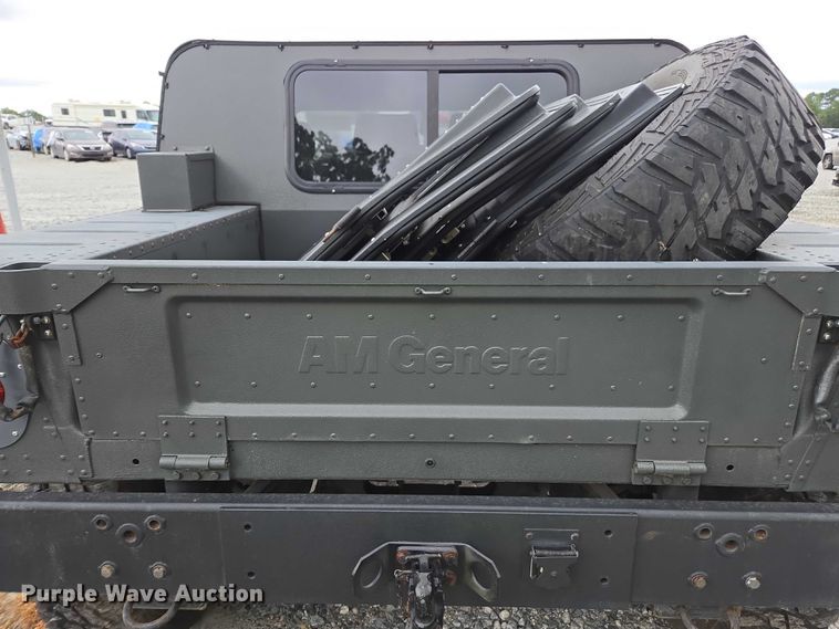 image for item YA1148 1986 AM General M998 Humvee SUV