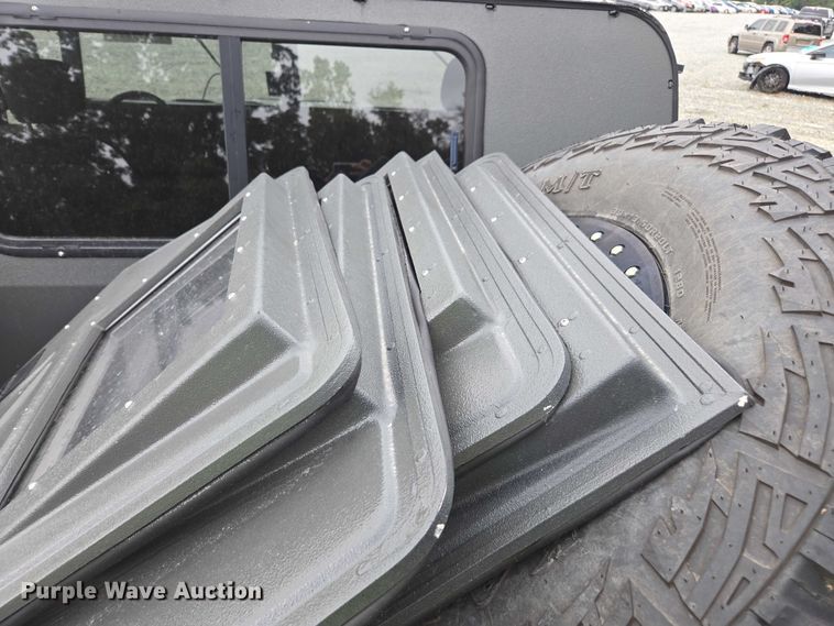 image for item YA1148 1986 AM General M998 Humvee SUV