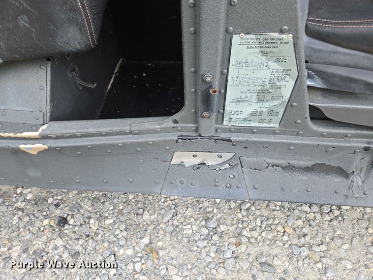 image for item YA1148 1986 AM General M998 Humvee SUV