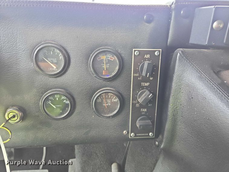 image for item YA1148 1986 AM General M998 Humvee SUV