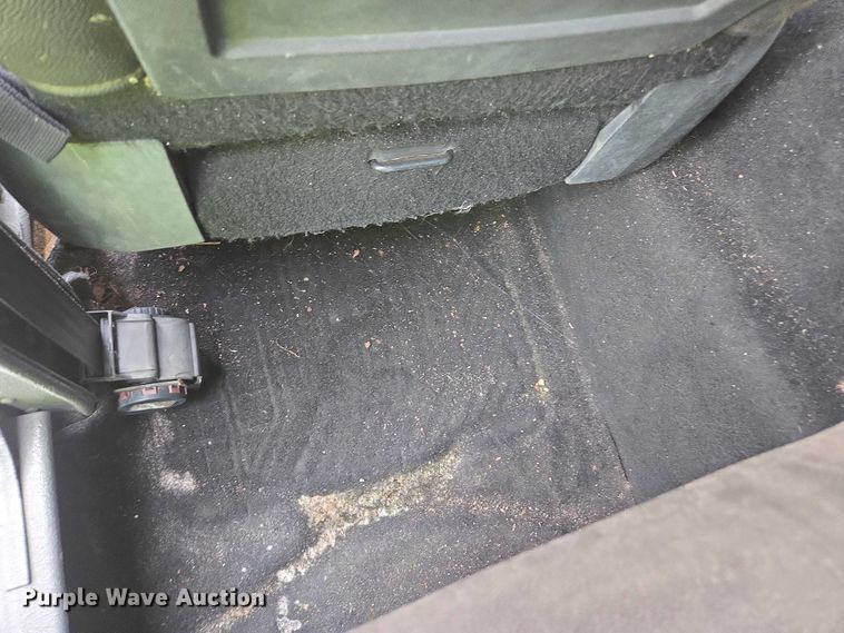 image for item YA1148 1986 AM General M998 Humvee SUV