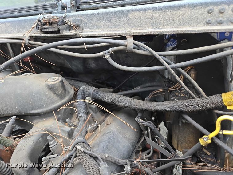 image for item YA1148 1986 AM General M998 Humvee SUV