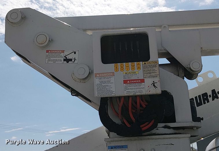 image for item YA1157 2016 Ford F550 Super Duty bucket truck