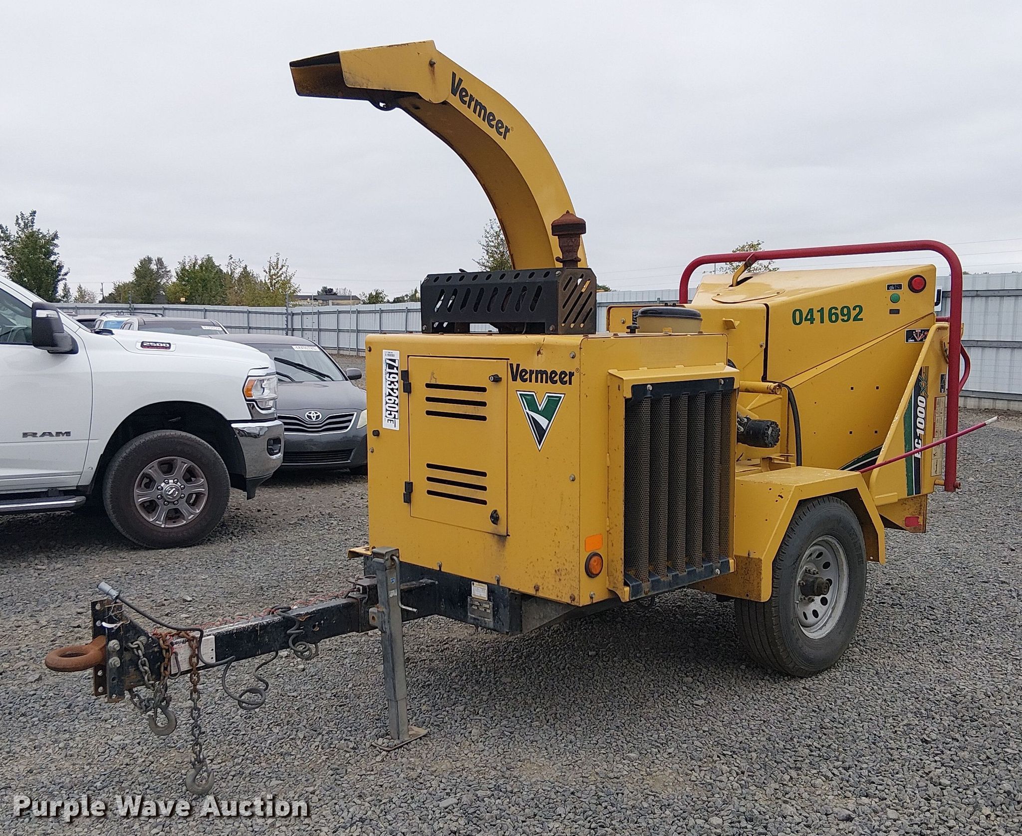 カーペンター　歌姫　175-55 2017 Vermeer BC1000XL wood chipper in Eugene, OR | Item YA1109 for