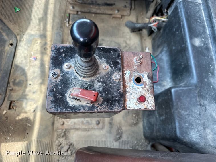 image for item DF8598 1999 International 4900 dump truck