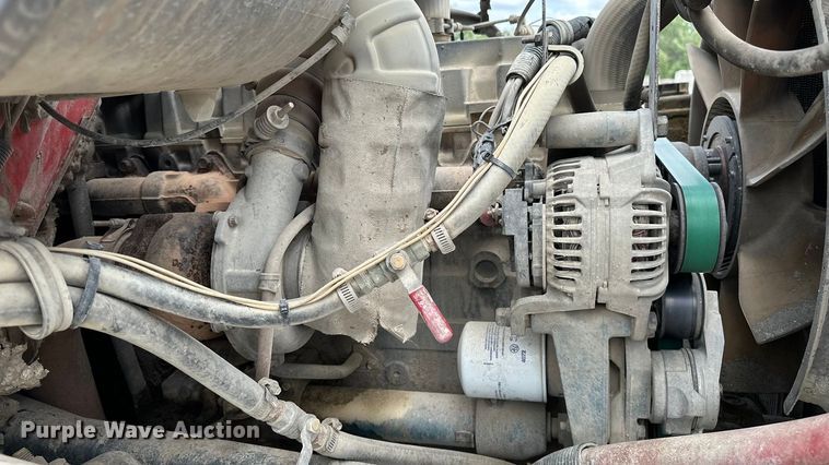 image for item DF8598 1999 International 4900 dump truck