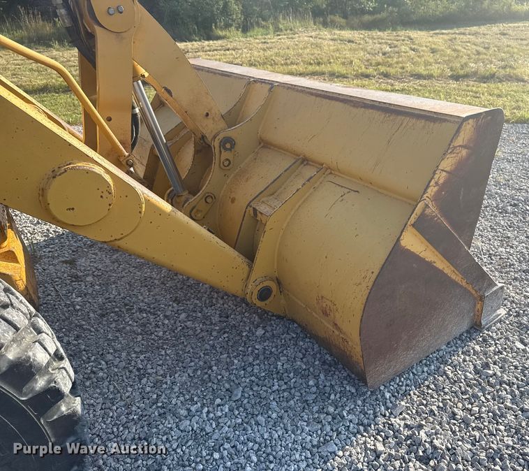 image for item DJ7792 2004 Caterpillar 420D backhoe
