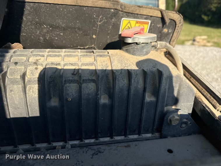 image for item DJ7792 2004 Caterpillar 420D backhoe