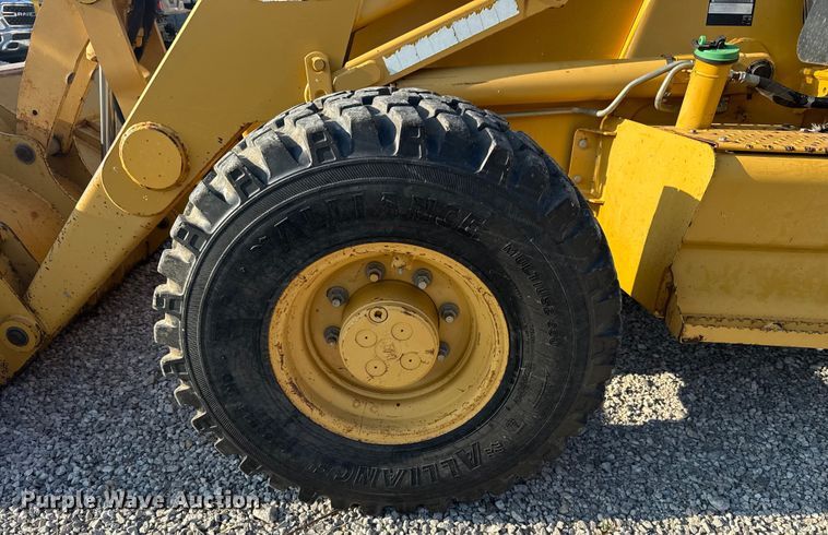 image for item DJ7792 2004 Caterpillar 420D backhoe