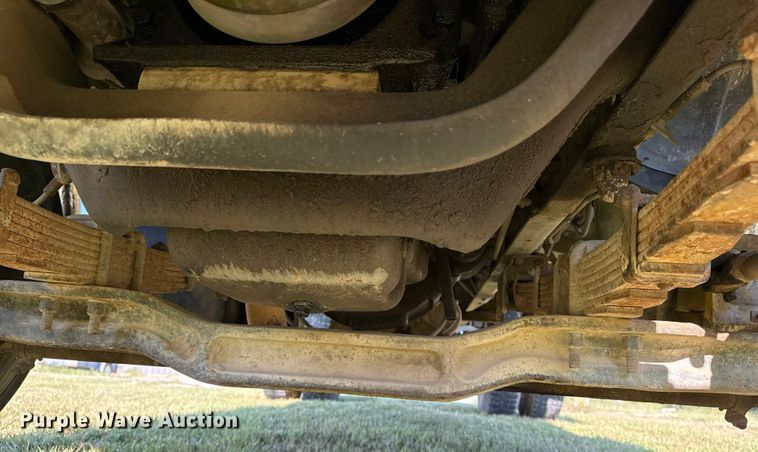 image for item DJ7793 1993 Ford F700 dump truck