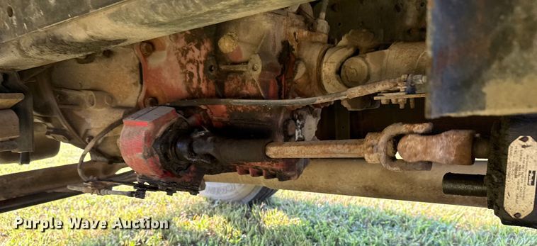 image for item DJ7793 1993 Ford F700 dump truck