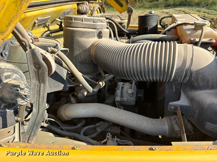 image for item DJ7793 1993 Ford F700 dump truck