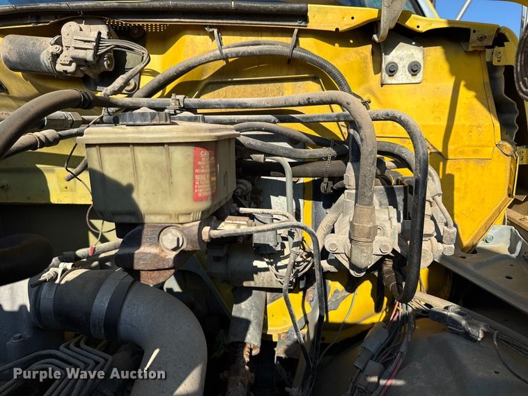 image for item DJ7793 1993 Ford F700 dump truck