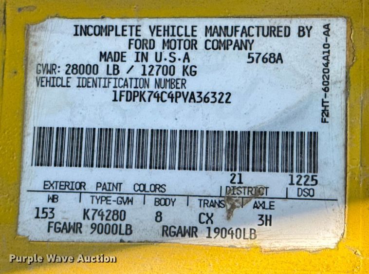 image for item DJ7793 1993 Ford F700 dump truck