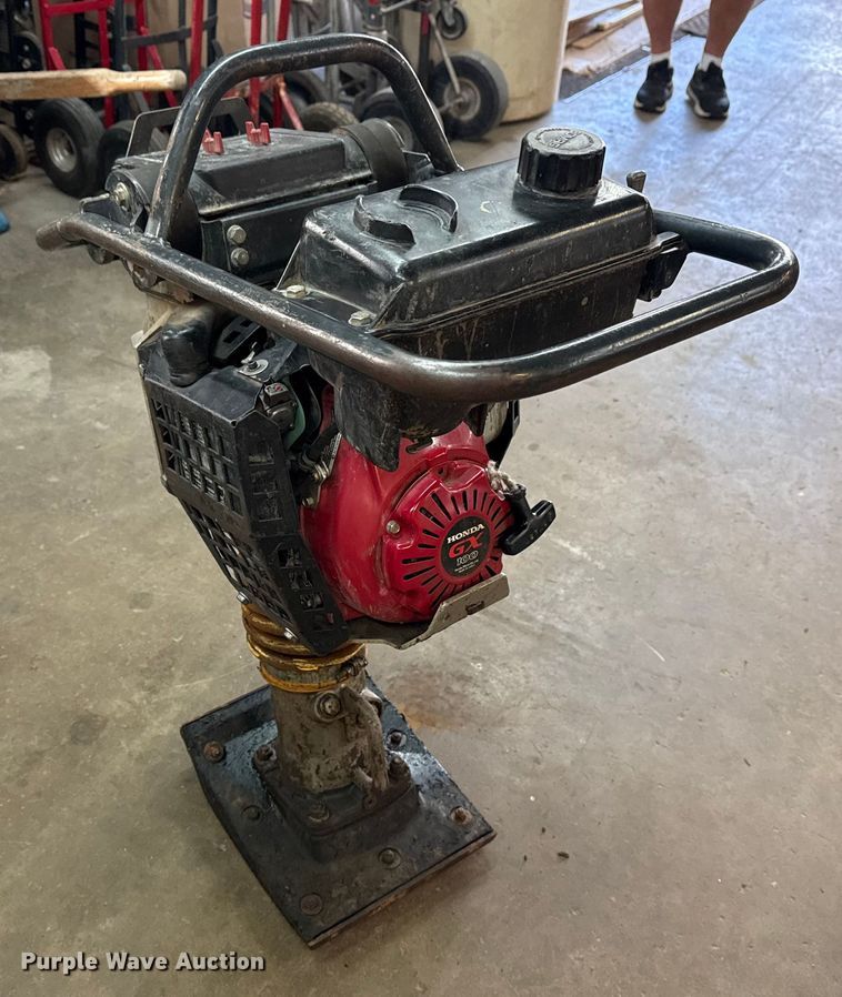 image for item DJ7795 2006 Bomag BT 60/4 plate compactor