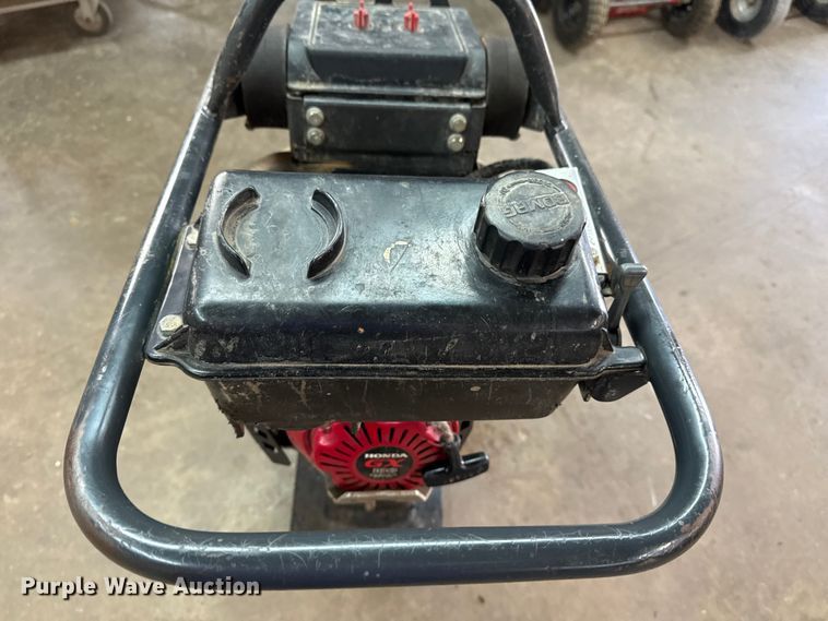 image for item DJ7795 2006 Bomag BT 60/4 plate compactor