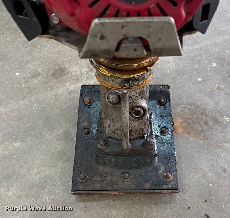 image for item DJ7795 2006 Bomag BT 60/4 plate compactor