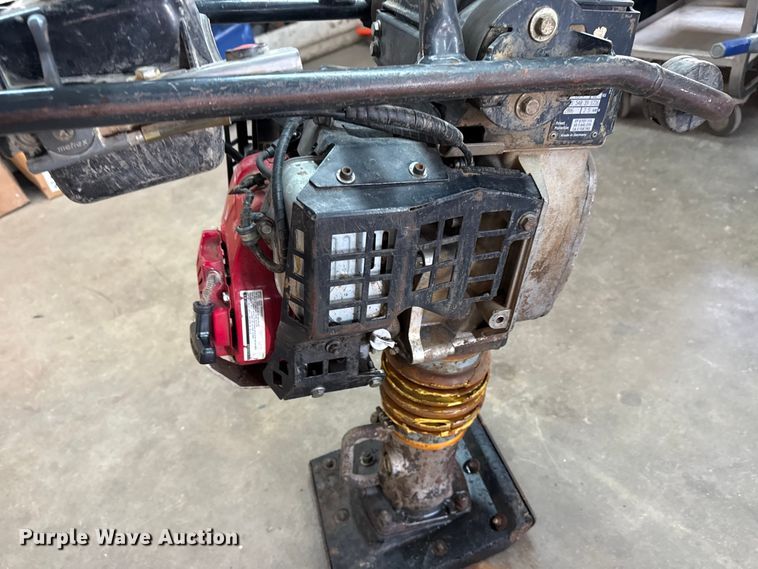 image for item DJ7795 2006 Bomag BT 60/4 plate compactor