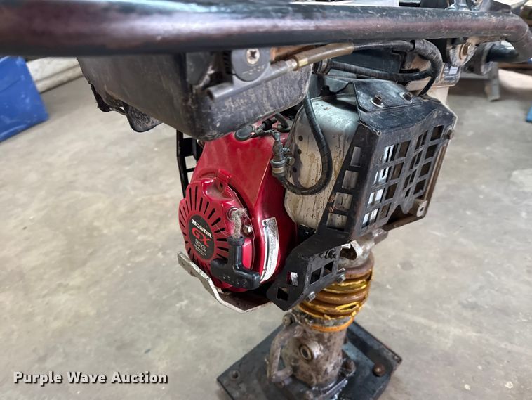 image for item DJ7795 2006 Bomag BT 60/4 plate compactor