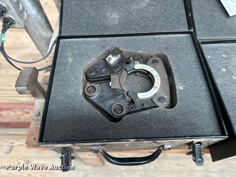 image for item DJ7796 (2) Nibco PC-280 press tools