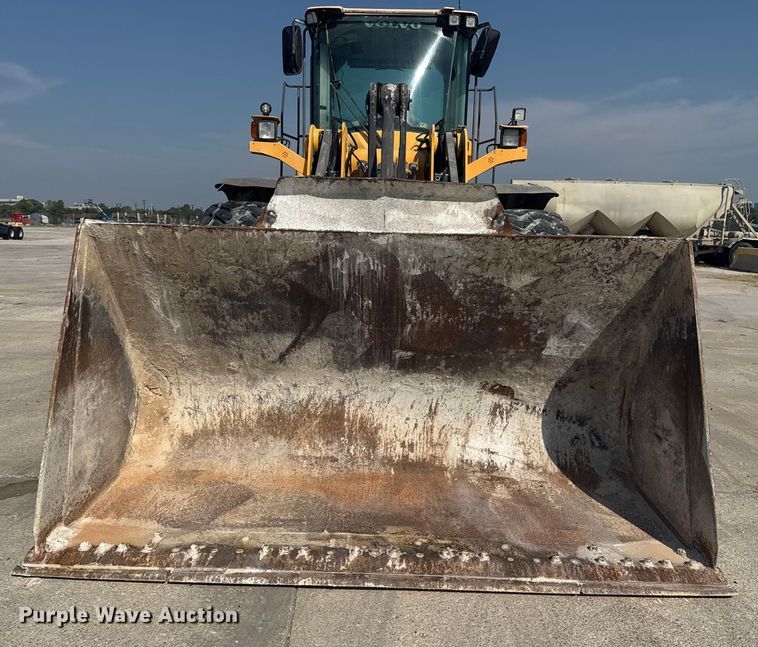 image for item DJ7800 2008 Volvo L110F wheel loader