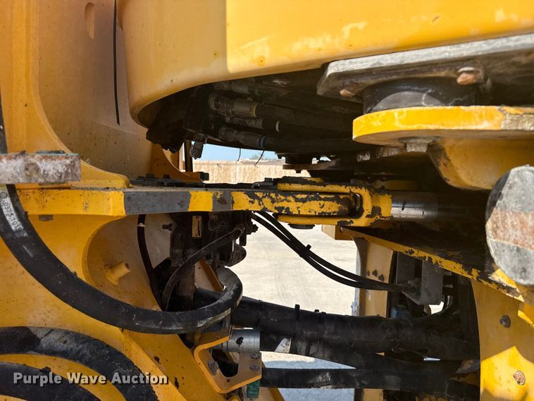 image for item DJ7800 2008 Volvo L110F wheel loader