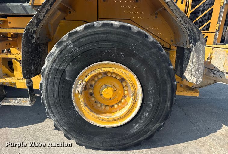 image for item DJ7800 2008 Volvo L110F wheel loader