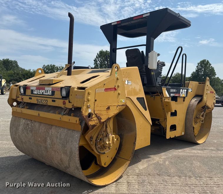 COMPACTADOR 2007 CATERPILLAR CB534DXW