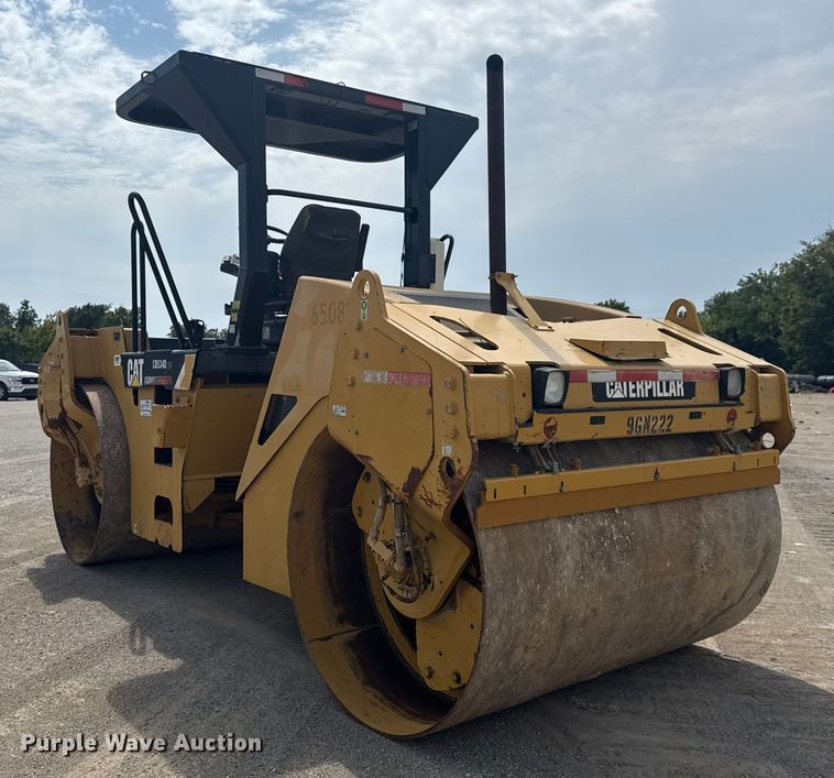 image for item DJ7802 2007 Caterpillar CB-534D XW double drum vibratory roller