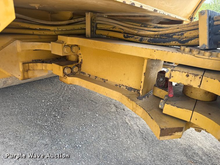 image for item DJ7802 2007 Caterpillar CB-534D XW double drum vibratory roller