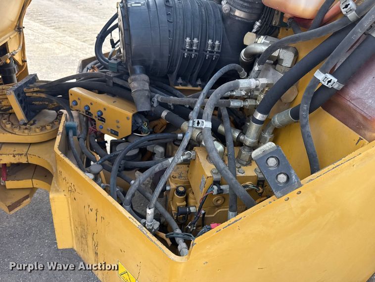 image for item DJ7802 2007 Caterpillar CB-534D XW double drum vibratory roller