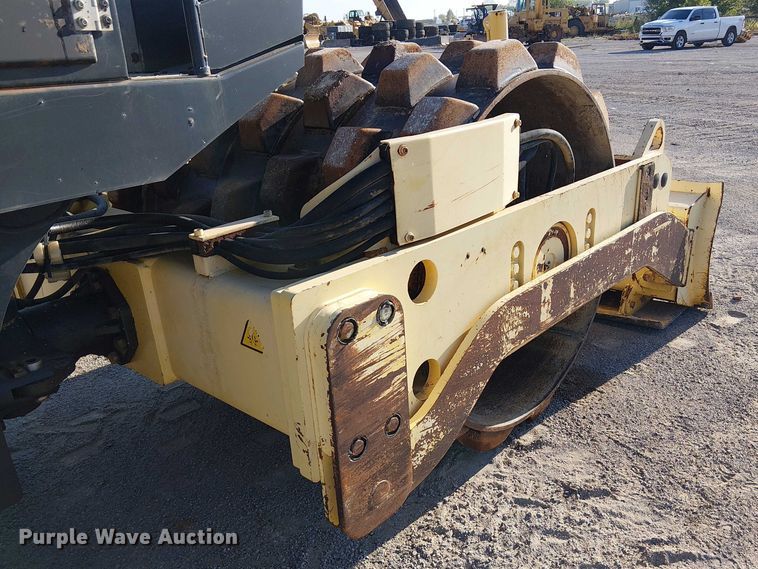 image for item DJ7806 Bomag BW145PDH-3 single drum vibratory roller