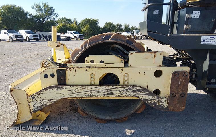 image for item DJ7806 Bomag BW145PDH-3 single drum vibratory roller