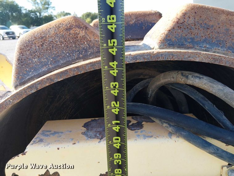 image for item DJ7806 Bomag BW145PDH-3 single drum vibratory roller