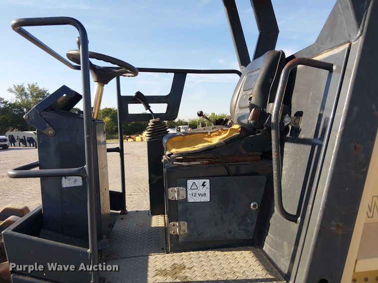 image for item DJ7806 Bomag BW145PDH-3 single drum vibratory roller