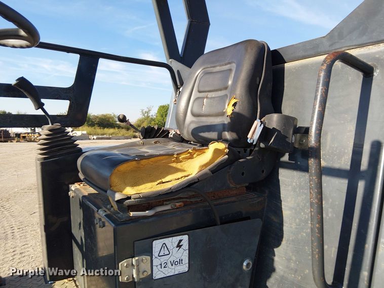 image for item DJ7806 Bomag BW145PDH-3 single drum vibratory roller