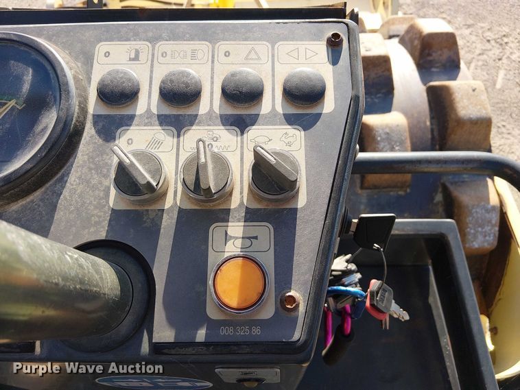 image for item DJ7806 Bomag BW145PDH-3 single drum vibratory roller