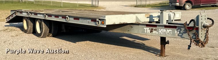 image for item DJ7813 1995 Trail King TK40LP-2400 equipment trailer