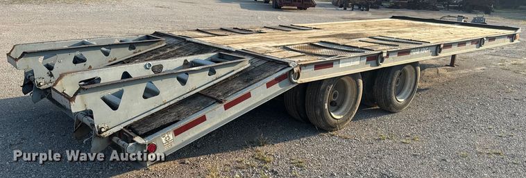 image for item DJ7813 1995 Trail King TK40LP-2400 equipment trailer