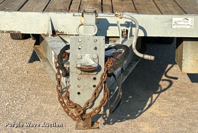 image for item DJ7813 1995 Trail King TK40LP-2400 equipment trailer