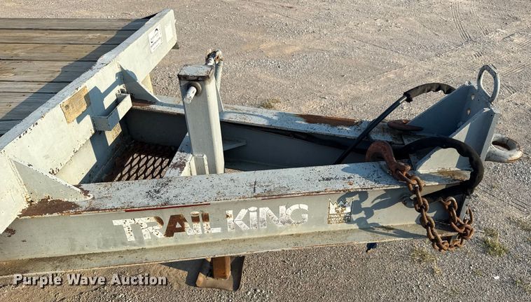 image for item DJ7813 1995 Trail King TK40LP-2400 equipment trailer