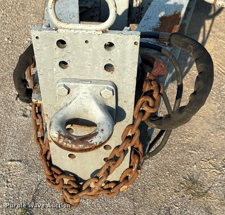 image for item DJ7813 1995 Trail King TK40LP-2400 equipment trailer