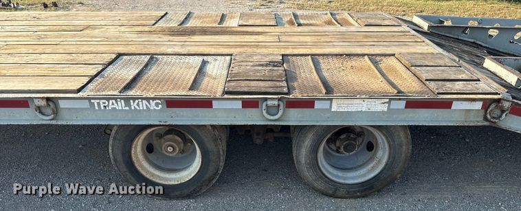 image for item DJ7813 1995 Trail King TK40LP-2400 equipment trailer